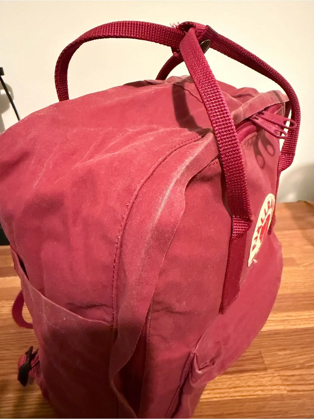 Fjallraven Kånken Backpack - Berry Red